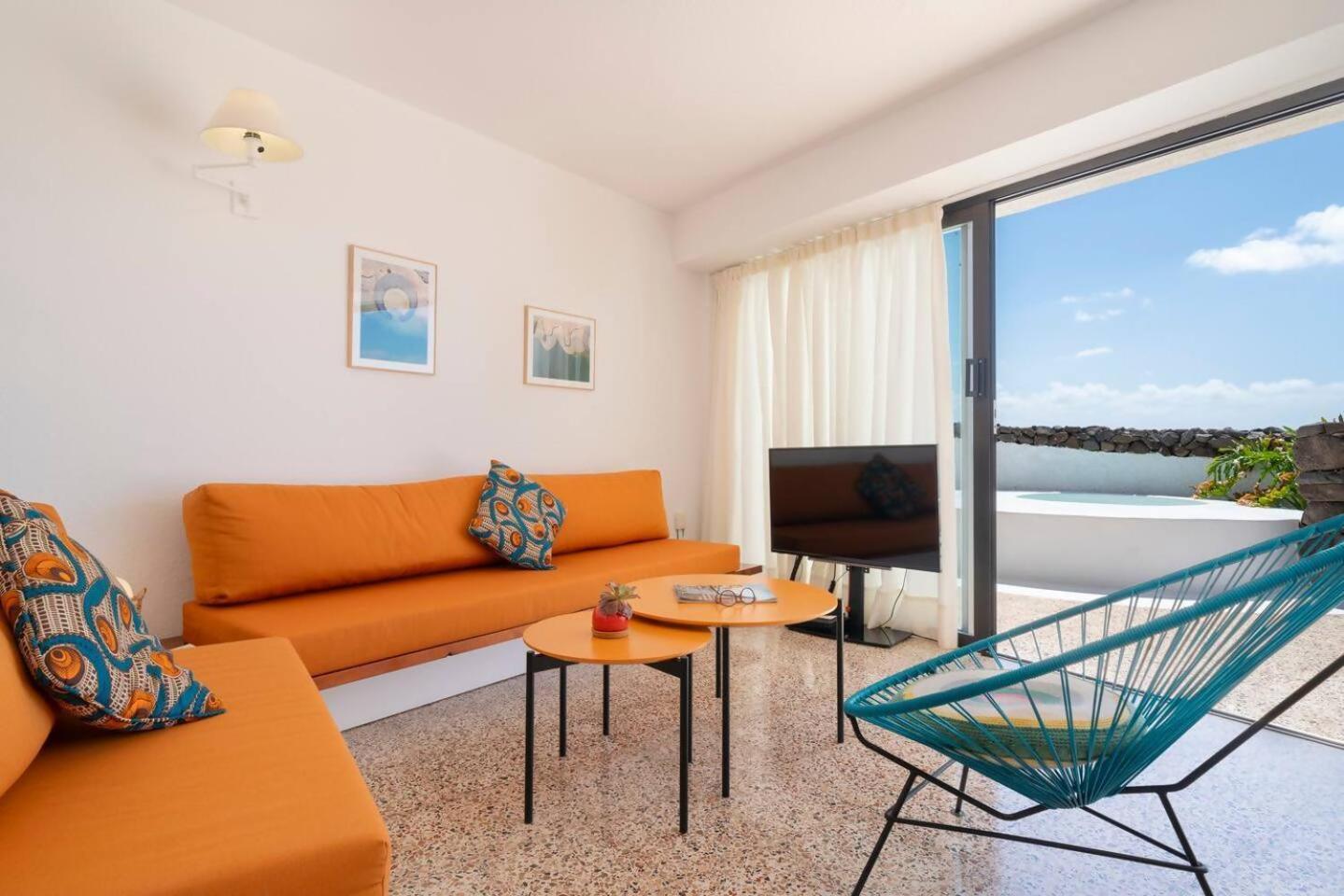 Lanzarote Famara Beach Bungalow Екстериор снимка
